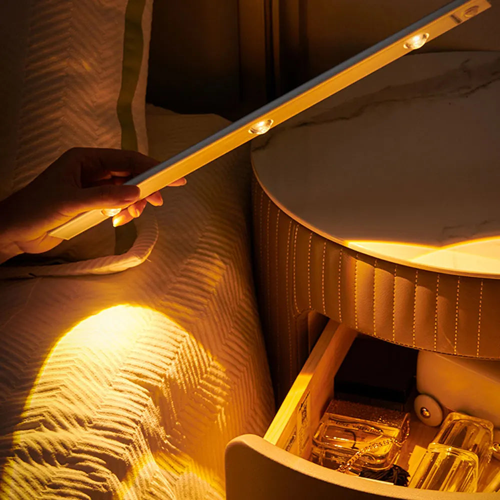 Luz LED con Sensor de Movimiento — Recargable USB